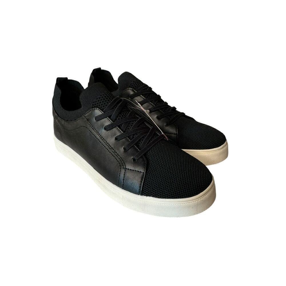 Deer Stags NEW Boys 5.5 Dawson JR Black Bungee Laces Sneakers Shoes